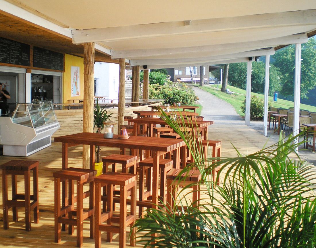 Referenz Gastronomie Strandbar Sorpesee Mobiliar